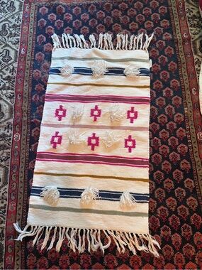 Anthropologie Ivory Bath Mat with Pink Geometric Accents